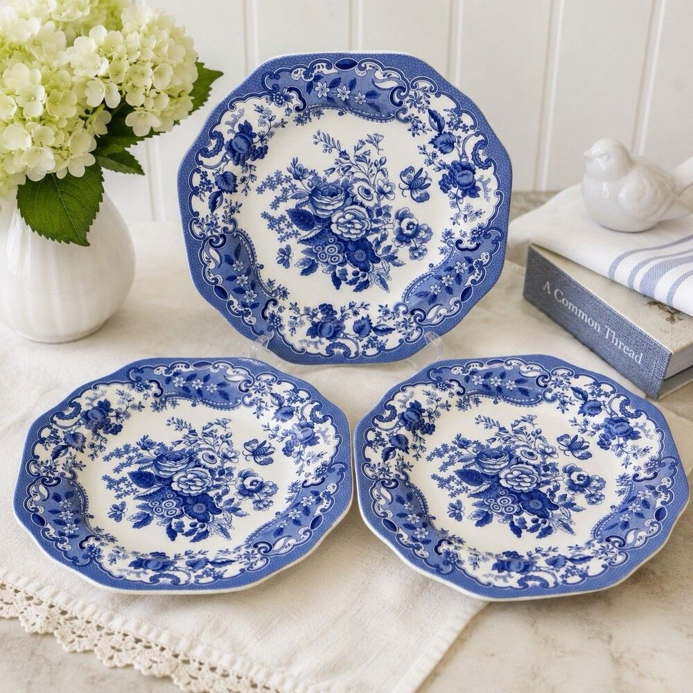 Spode Blue Room Garden Collection Blue Rose Buffet/Dessert Plate 9-1/8" White